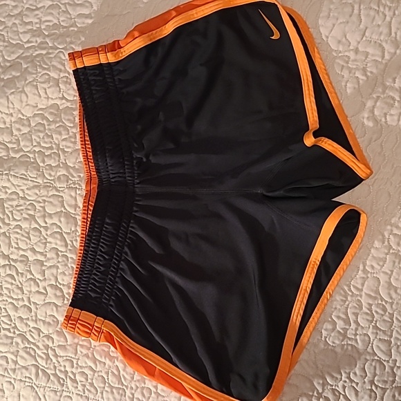 Nike dri-fit shorts womens XS ora/bla - Picture 1 of 7